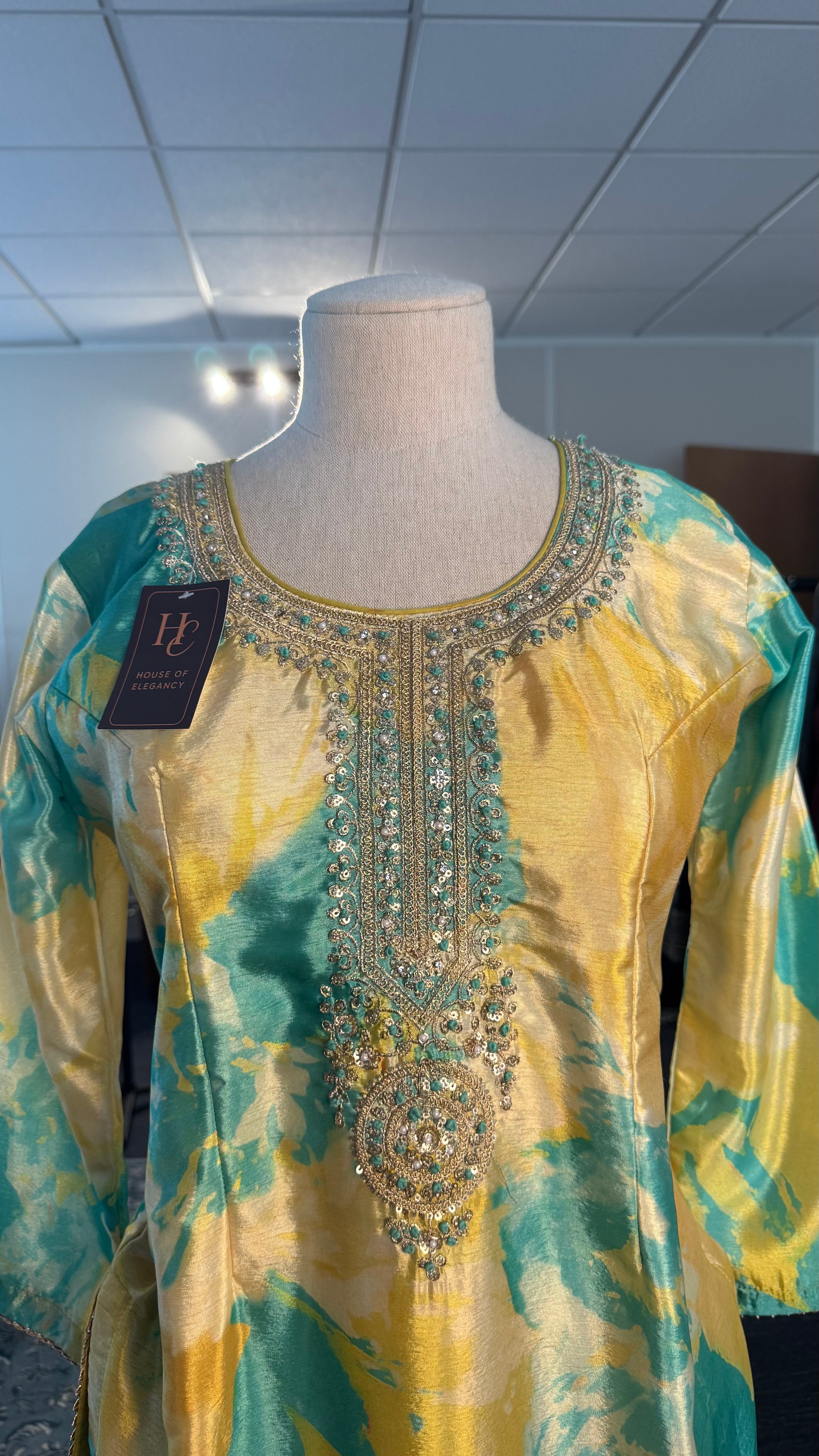 Light Blue and Yellow Shahara