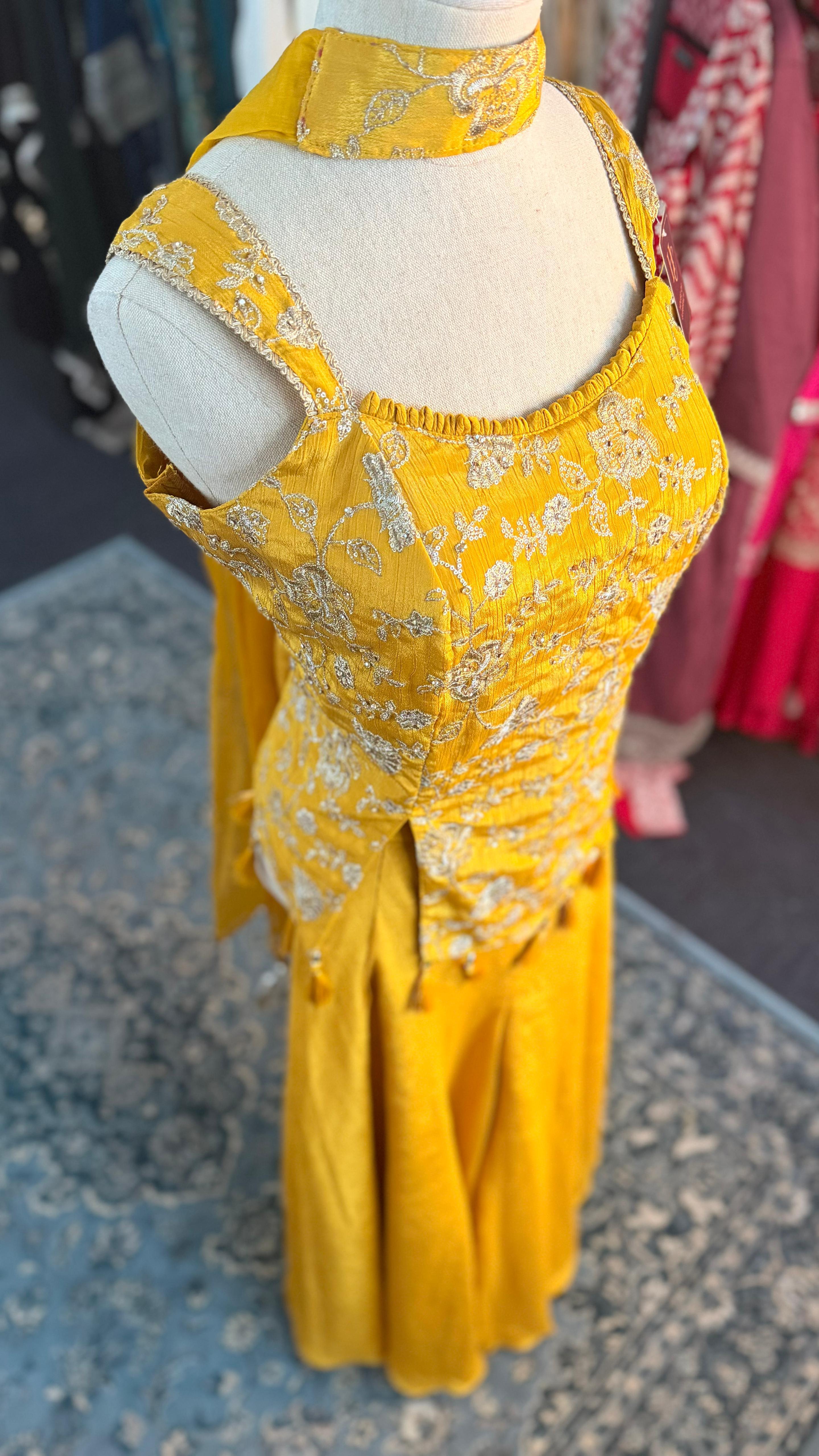 Simple Yellow Shahara