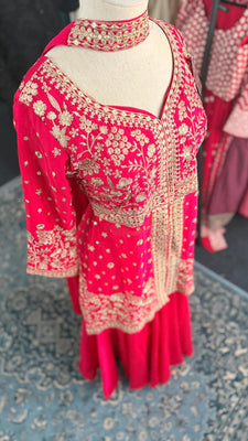 Fuchsia Pink Front-Open Shahara