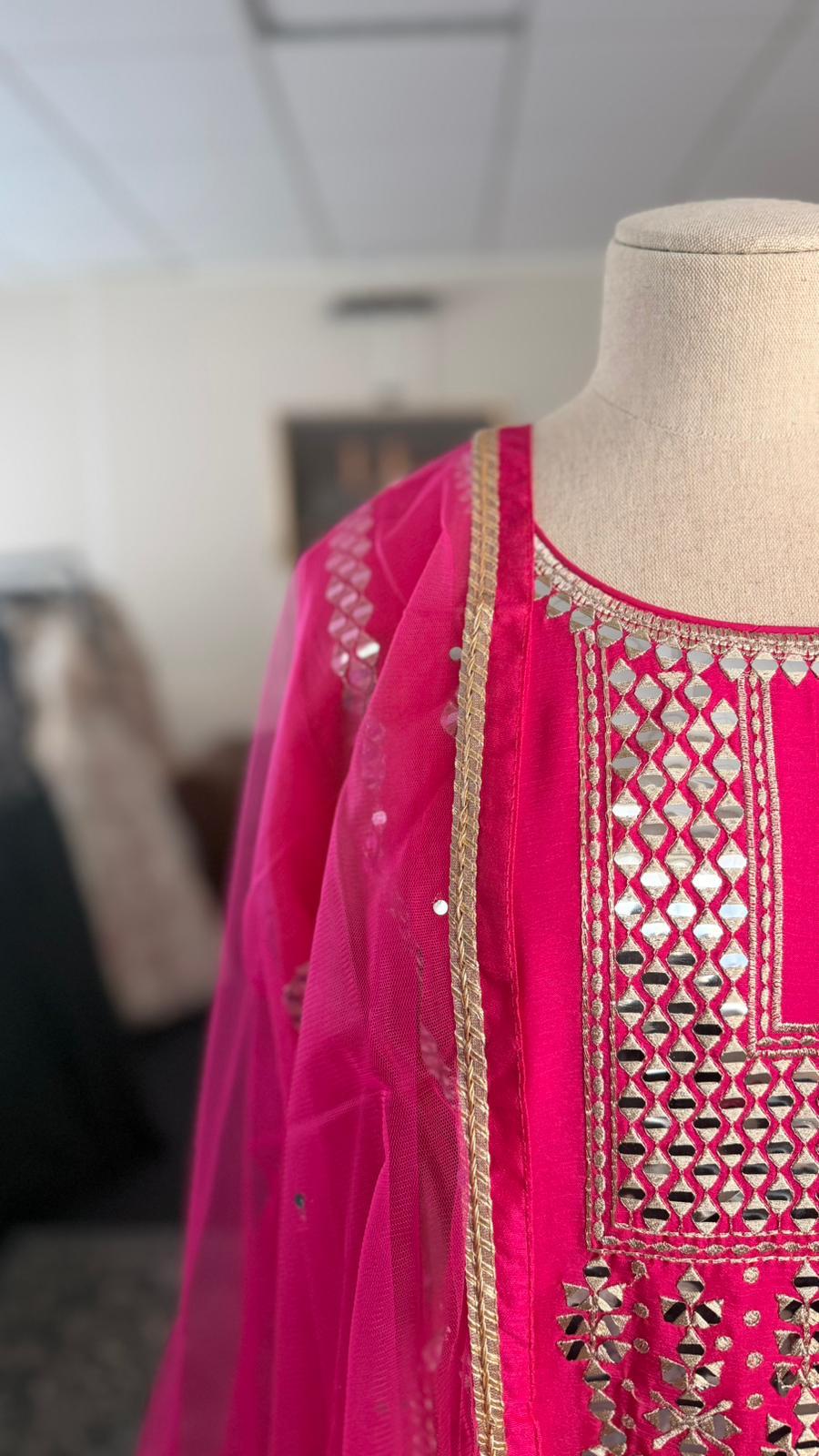 Pink Shahara with Silver Details