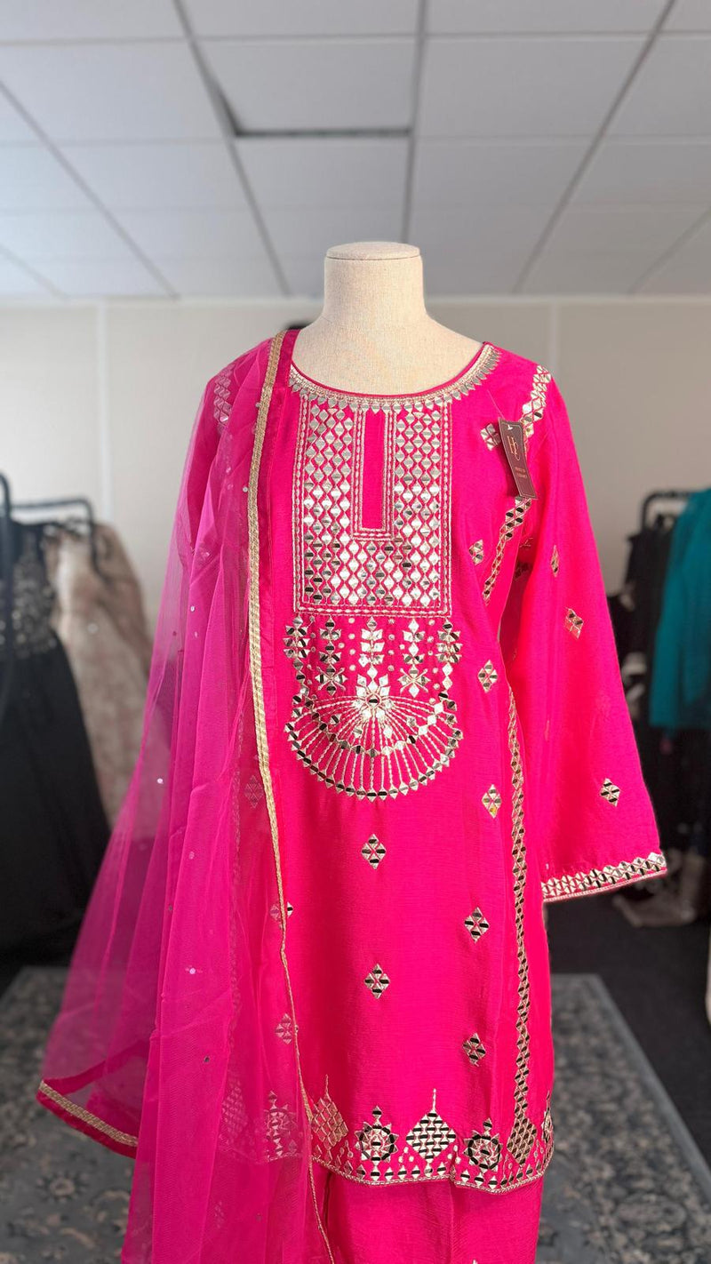 Pink Shahara with Silver Details