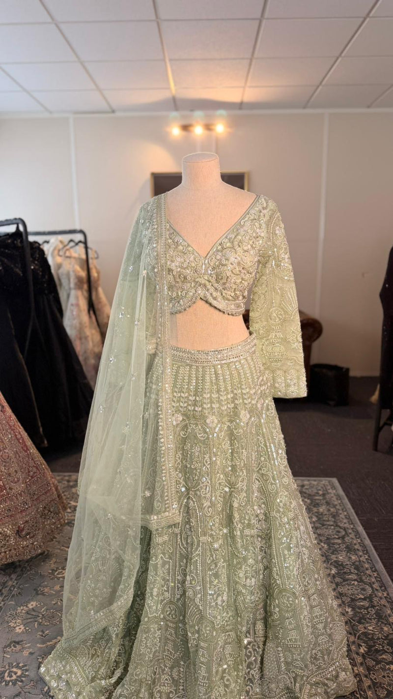 Light Green Elegance